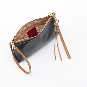 Darcy Crossbody/Wristlet Black