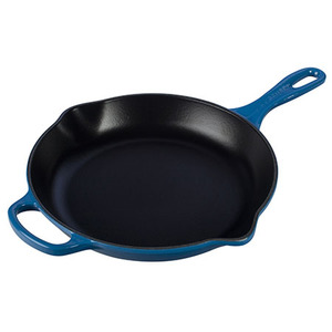 9" Signature Cast Iron Skillet Marseille