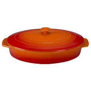 3.75 Qt. Classic Stoneware Covered Oval Casserole Flame