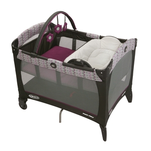 Graco Pack 'n Play® Playard with Reversible Napper & Changer™ - Nyssa™