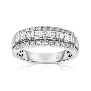 14K 1/2Ctw Diamond Ring - Size 7 Only